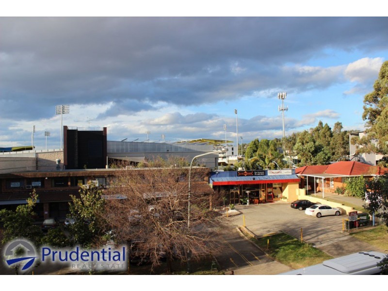 22C/541 Pembroke Road, Leumeah NSW 2560