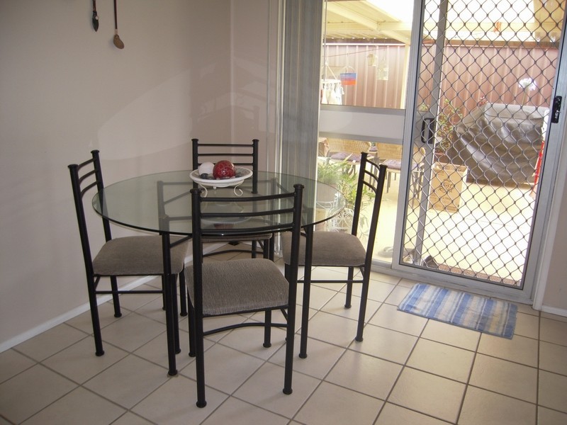 Macquarie Fields NSW 2564