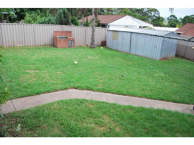 7 Haultain Street, Minto NSW 2566