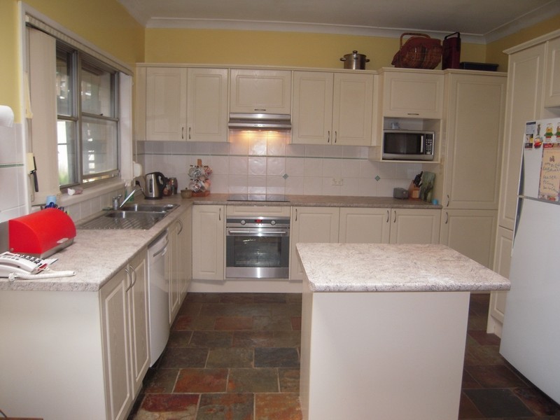 Bradbury NSW 2560