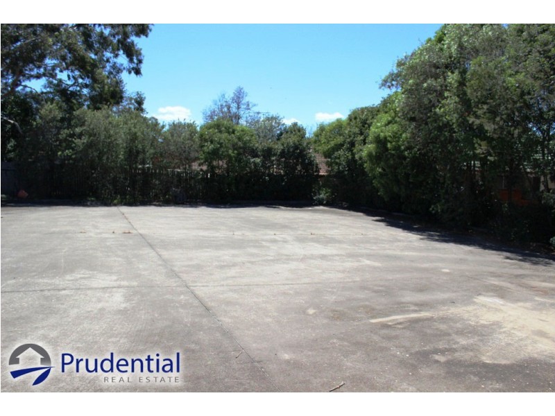 2 College Road, Campbelltown NSW 2560