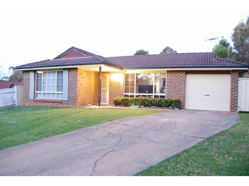6 Euclase Place, Eagle Vale NSW 2558