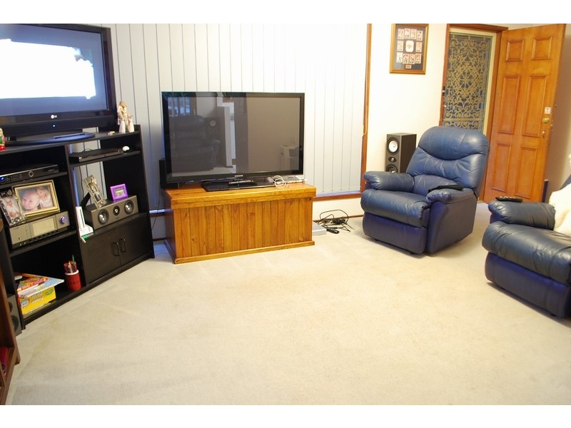 6 Euclase Place, Eagle Vale NSW 2558