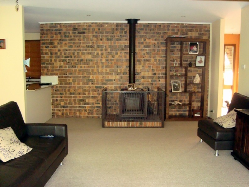 Ruse NSW 2560