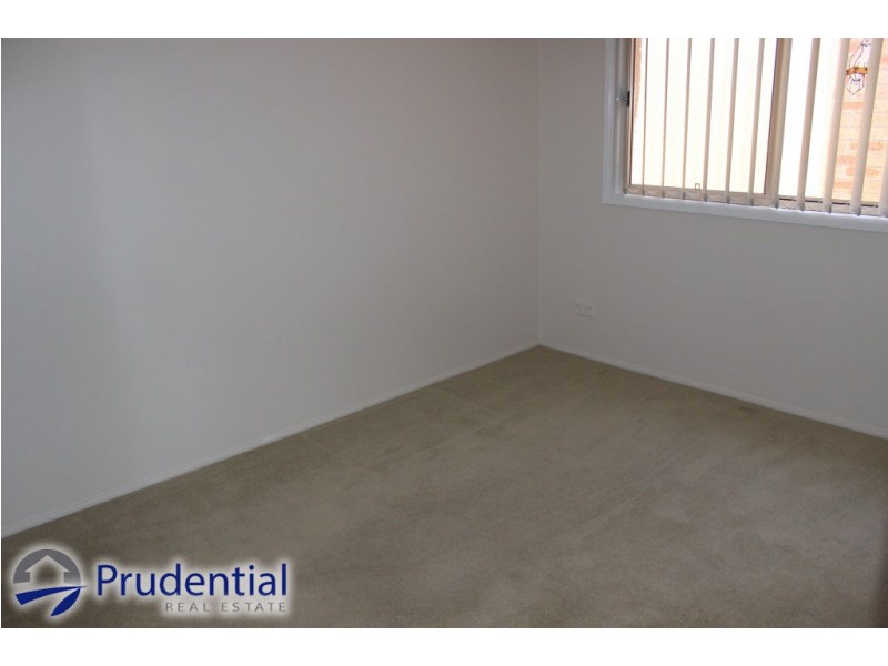 21 Gadshill Place, Rosemeadow NSW 2560