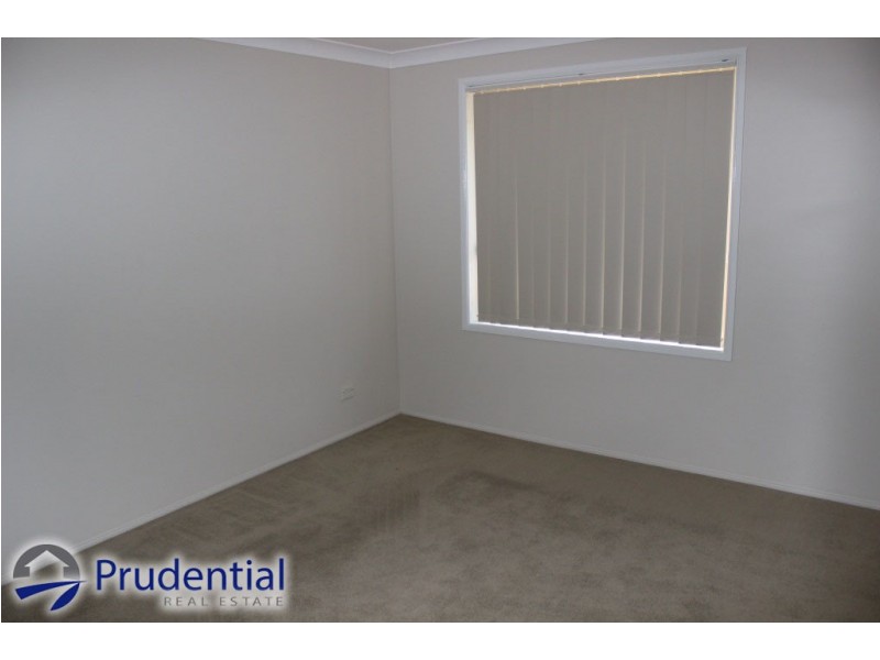 21 Gadshill Place, Rosemeadow NSW 2560