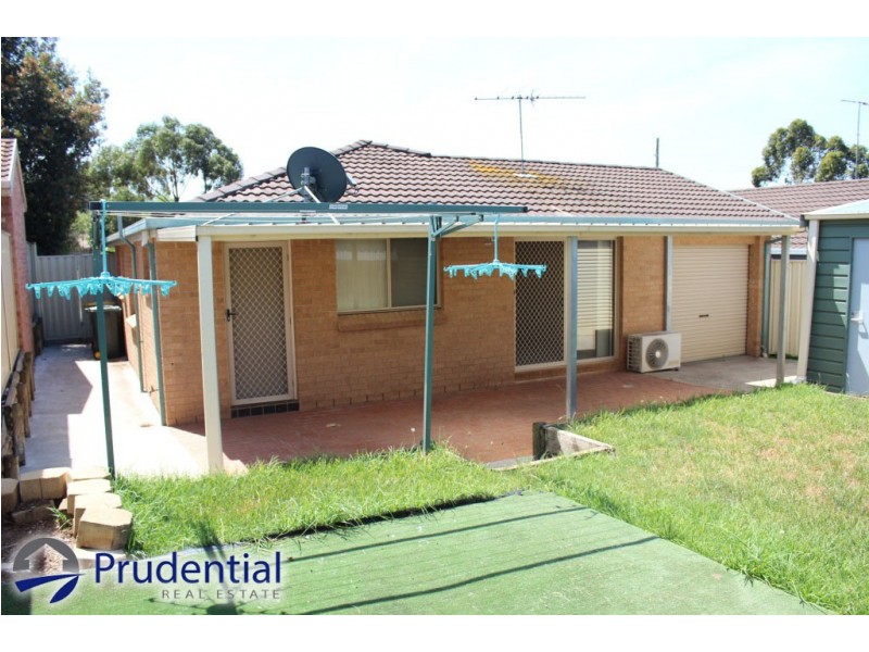 21 Gadshill Place, Rosemeadow NSW 2560