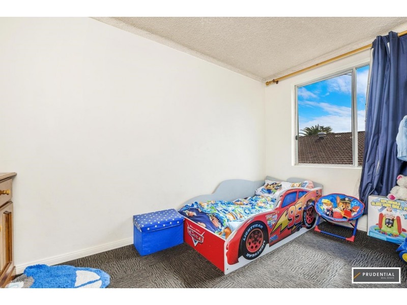 4/98 Dumaresq Street, Campbelltown NSW 2560