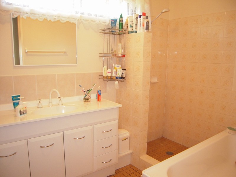 Eagle Vale NSW 2558