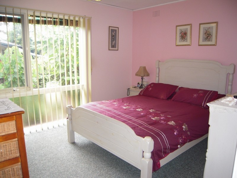 61 Fern Avenue, Bradbury NSW 2560