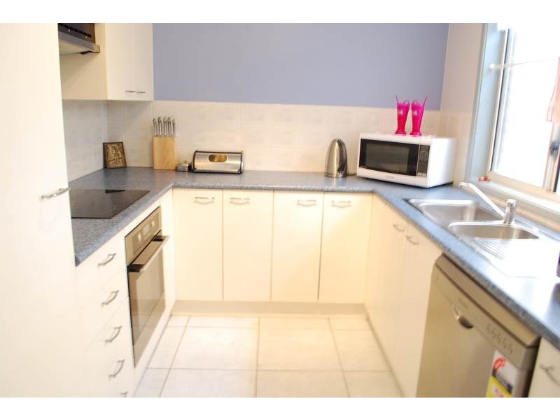 30 Lysander Avenue, Rosemeadow NSW 2560