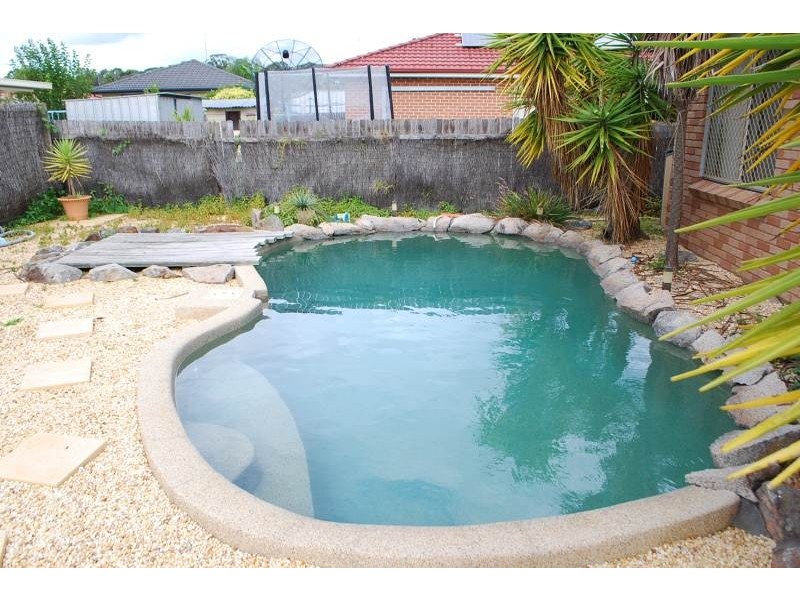 30 Lysander Avenue, Rosemeadow NSW 2560