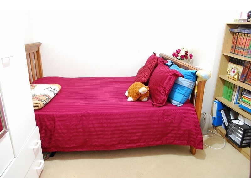 10 Harrison Place, Minto NSW 2566