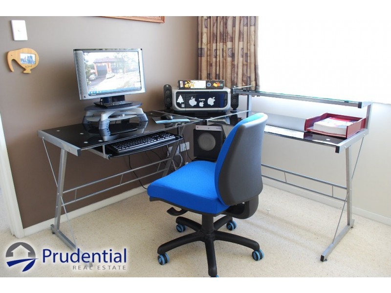 8 Austin Avenue, Campbelltown NSW 2560