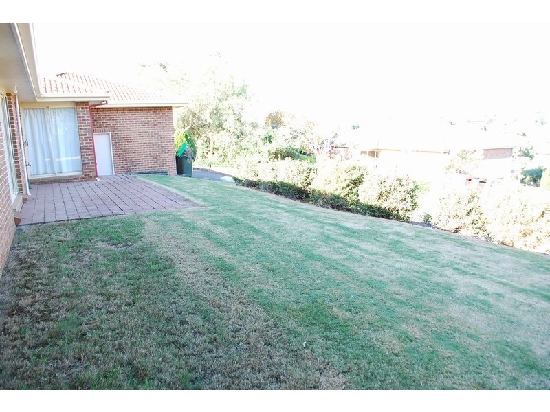 8 Calmar Close, Glen Alpine NSW 2560