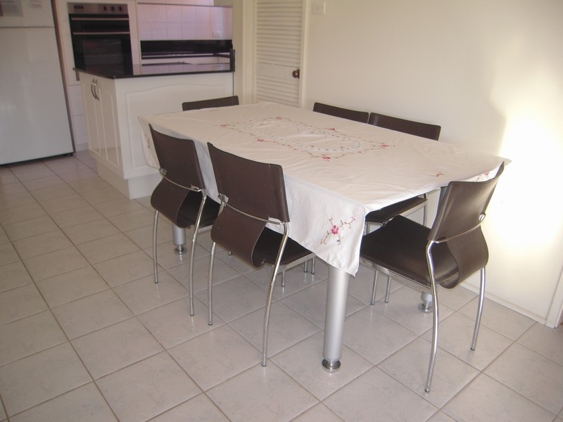 16 Siddeley Place, Raby NSW 2566