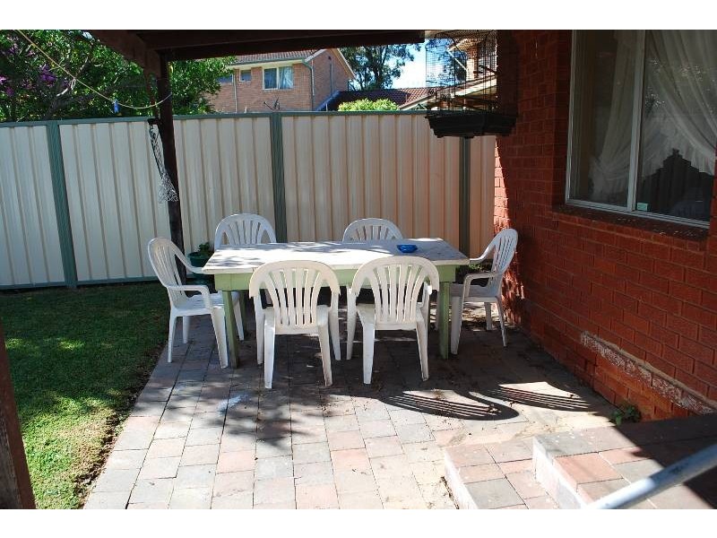 Ruse NSW 2560