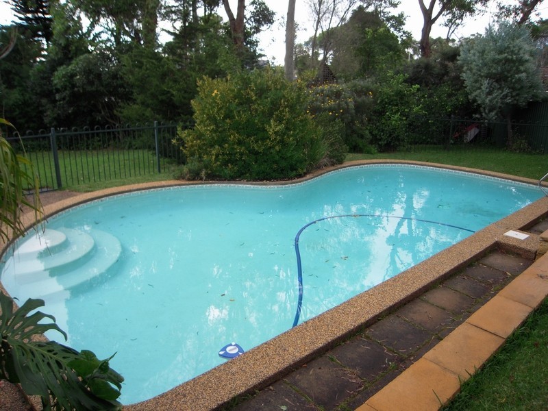 18 Omaru Crescent, Bradbury NSW 2560