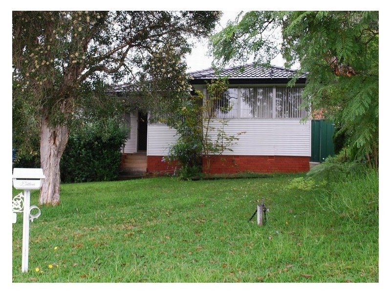 2 Coraki Ave, Campbelltown NSW 2560