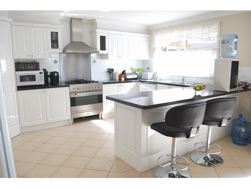 9 St Agnes Way, Blair Athol NSW 2560