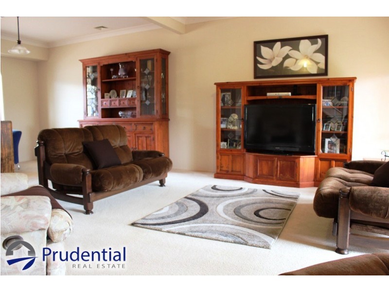 32 Woolshed Place, Currans Hill NSW 2567