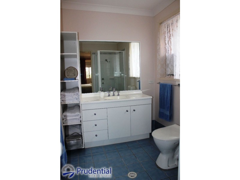 32 Woolshed Place, Currans Hill NSW 2567