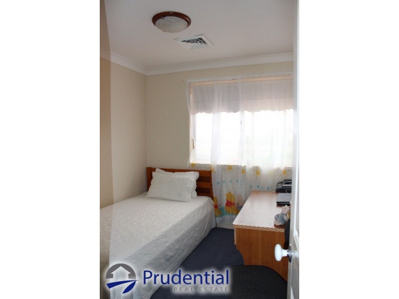 32 Woolshed Place, Currans Hill NSW 2567