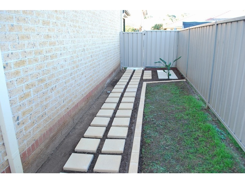 2/91 Minto Road, Minto NSW 2566