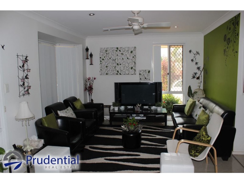 7 Lochalsh Street, St Andrews NSW 2566