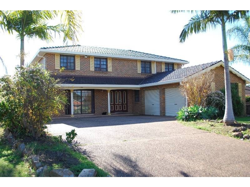 1 Danburite Place, Eagle Vale NSW 2558