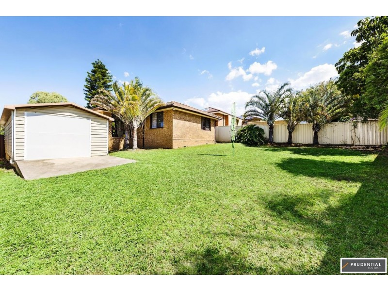 6 Moselle Place, Eschol Park NSW 2558