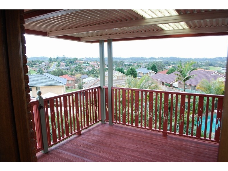9 Mountain View Avenue, Glen Alpine NSW 2560