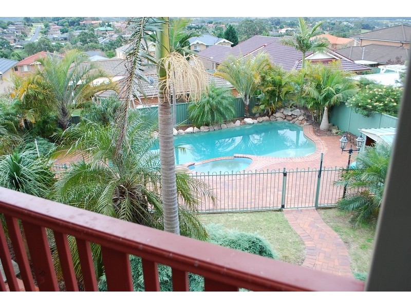 9 Mountain View Avenue, Glen Alpine NSW 2560