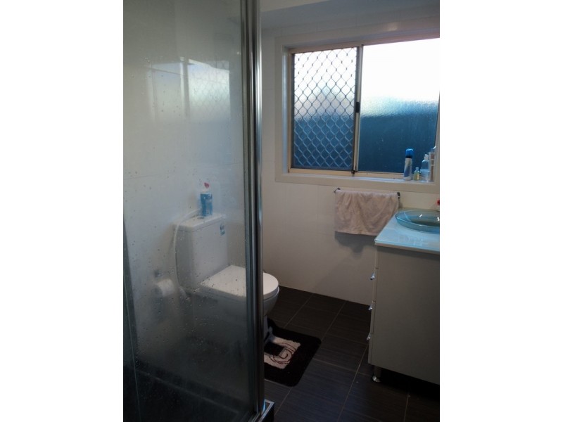 1/4 Capulet Place, Rosemeadow NSW 2560