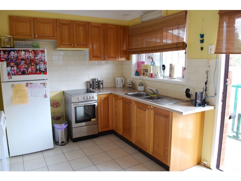 216 St Johns Road, Bradbury NSW 2560