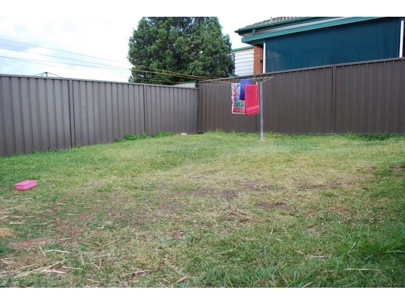 216 St Johns Road, Bradbury NSW 2560