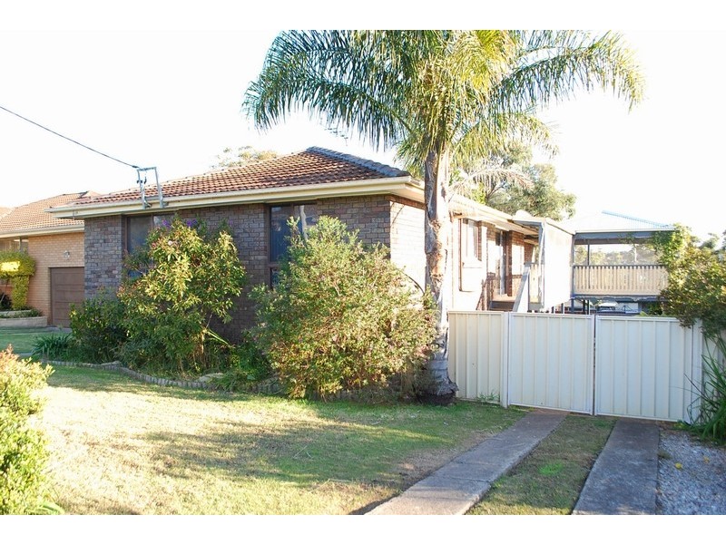 37 Burns Road, Campbelltown NSW 2560