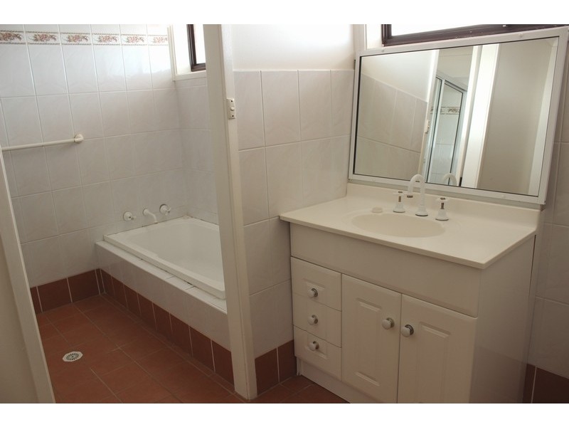 37 Burns Road, Campbelltown NSW 2560