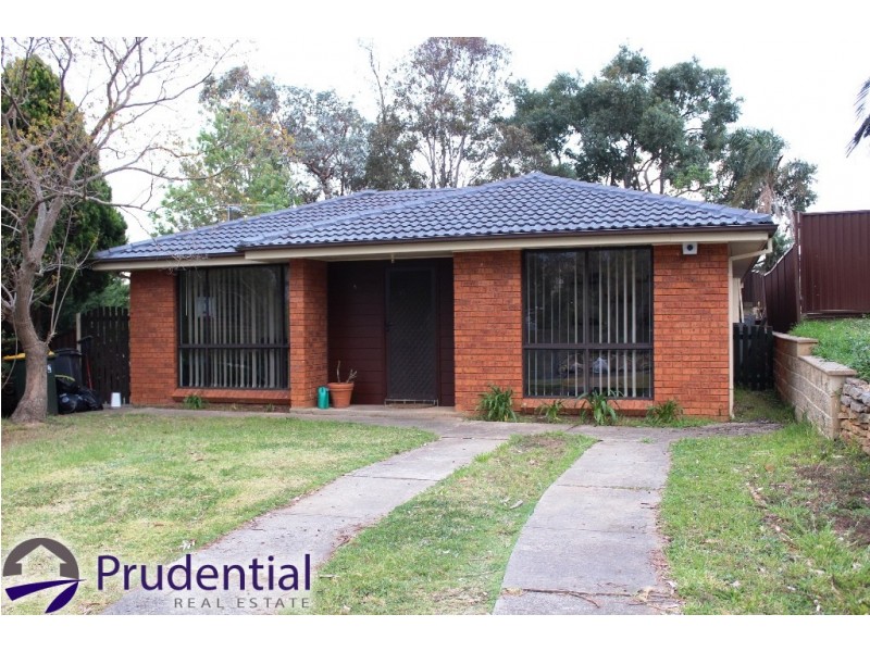 6 Jarley Place, Ambarvale NSW 2560
