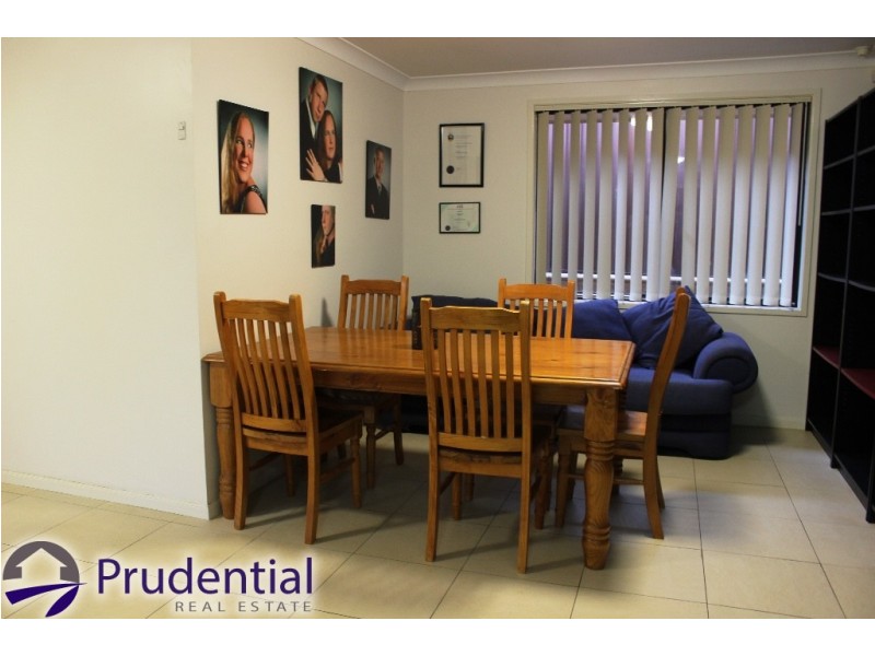 6 Jarley Place, Ambarvale NSW 2560