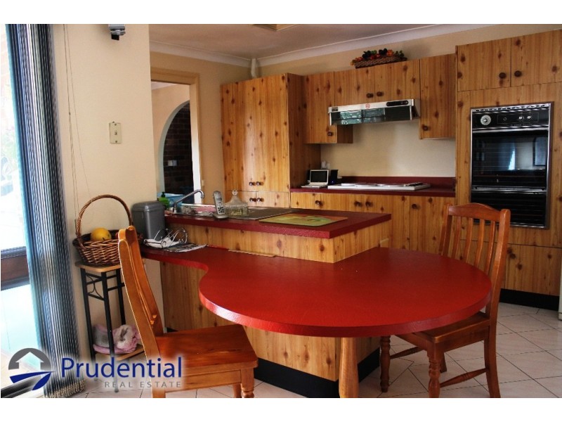 18 Siddeley Place, Raby NSW 2566