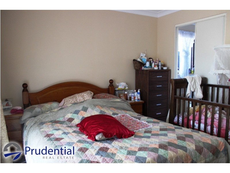 18 Siddeley Place, Raby NSW 2566