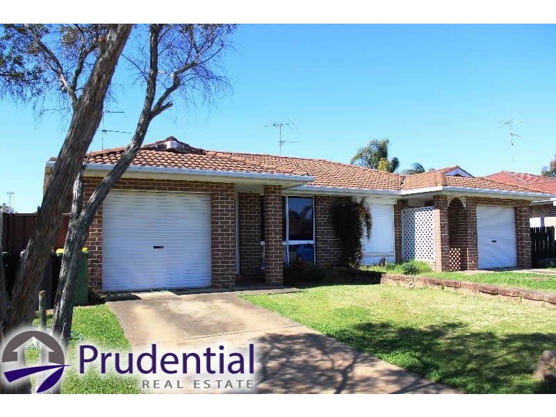 1/32 Bernardo Street, Rosemeadow NSW 2560