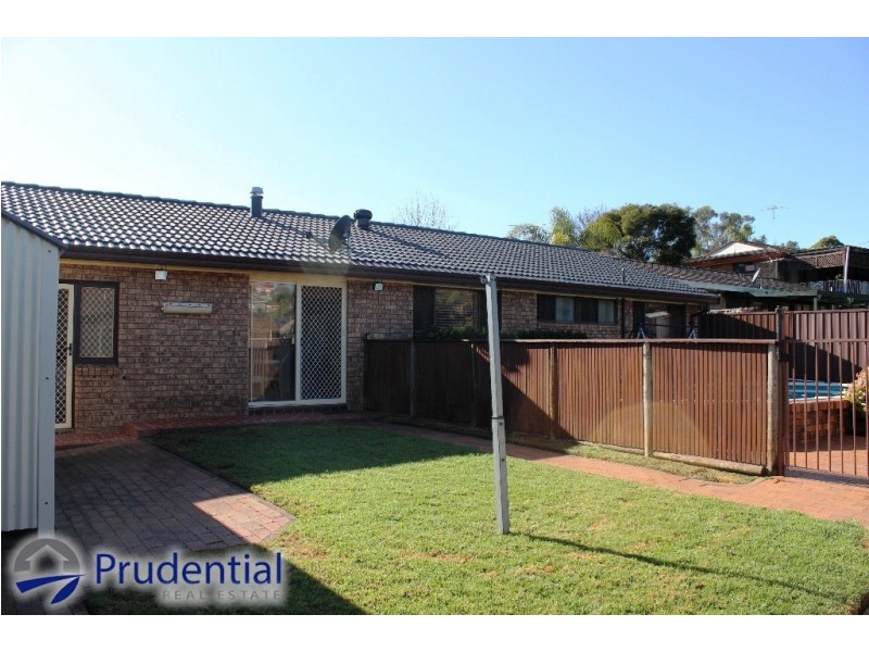 16 Mona Vale Place, Woodbine NSW 2560