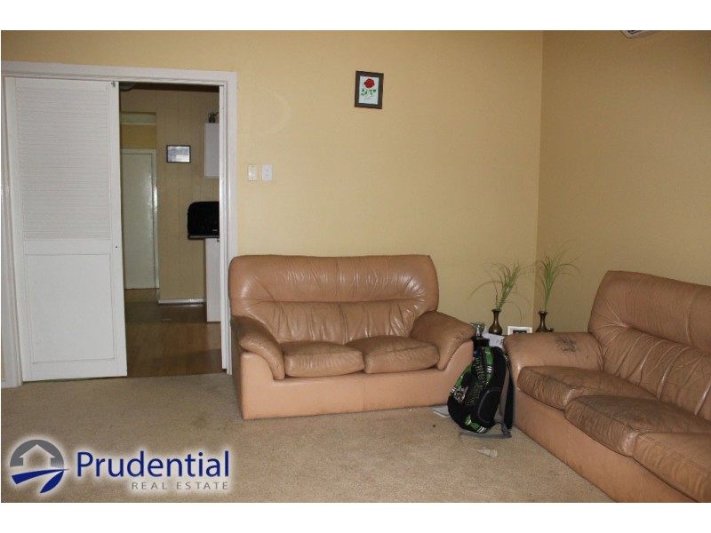 12 Richard Avenue, Campbelltown NSW 2560