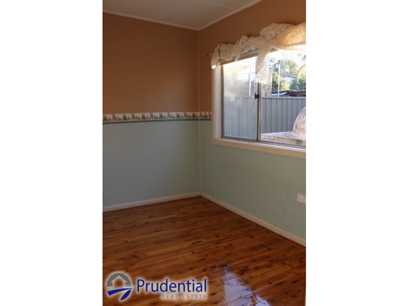 12 Richard Avenue, Campbelltown NSW 2560