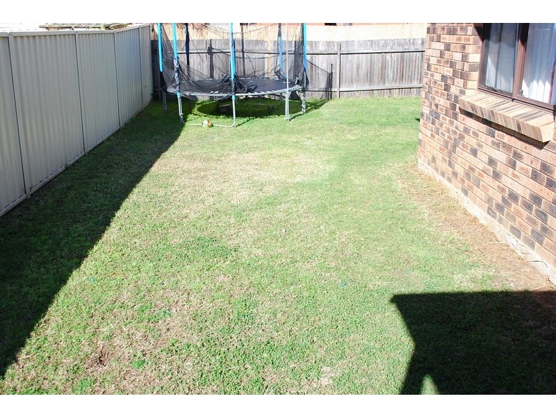 41 St Helens Park Dr, St Helens Park NSW 2560