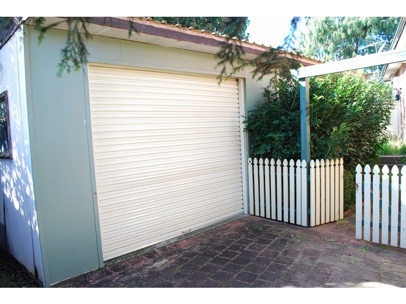 8 Fairlight Place, Woodbine NSW 2560