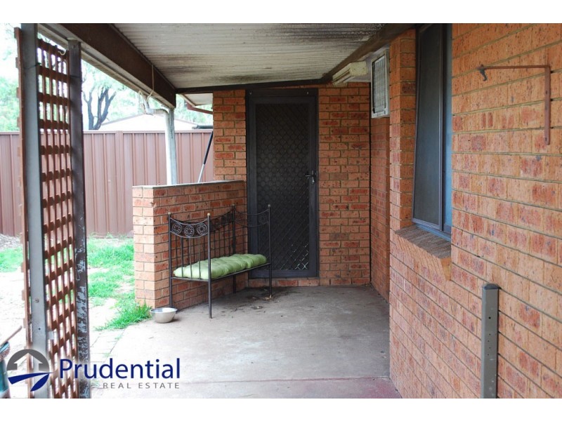 35 Minchinbury Terrace, Eschol Park NSW 2558