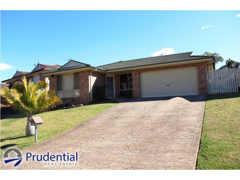 77 Donalbain Cct, Rosemeadow NSW 2560